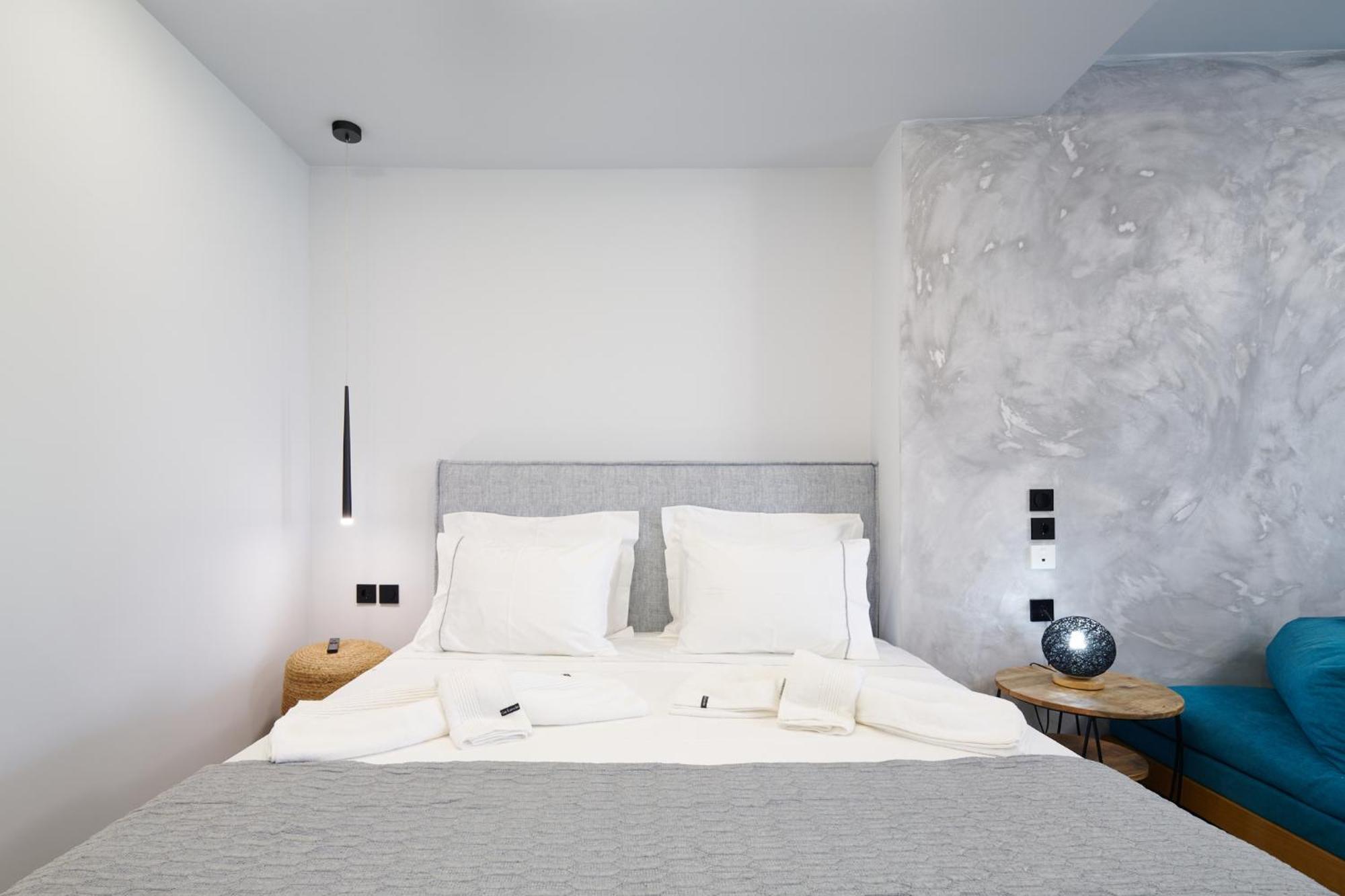 Sapphire Kythnos Suites Mérihasz Kültér fotó
